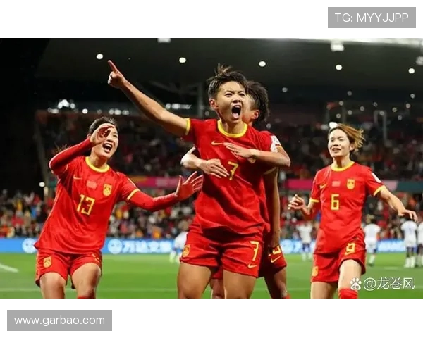 伊拉克球队与伊朗球队激烈对抗展现足球魅力与国家荣誉之争 伊拉克球队与伊朗球队激烈对抗展现足球魅力与国家荣誉之争